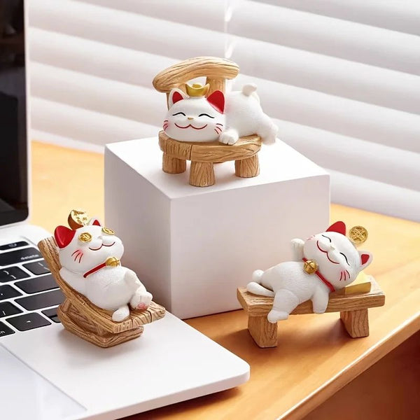 Lazy Fortune Cat Desktop Figurines